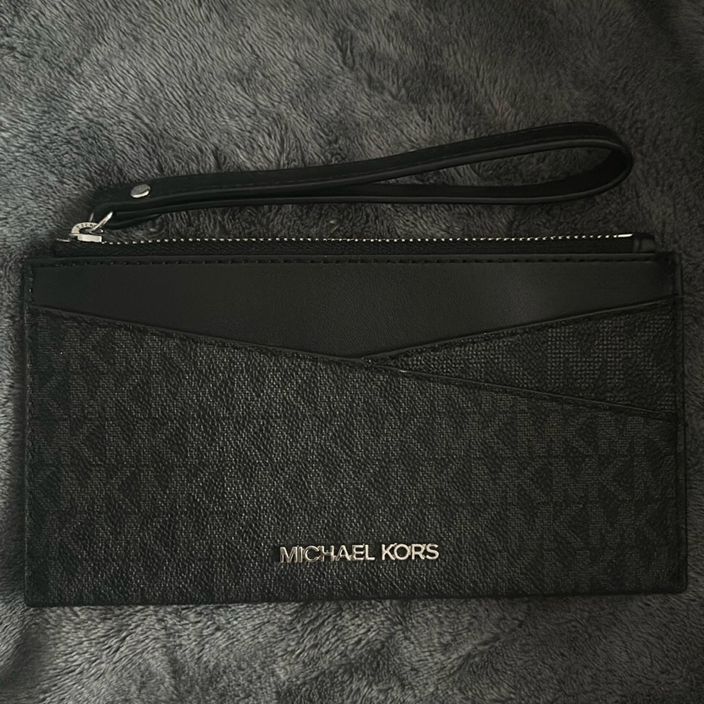 MK wristlet